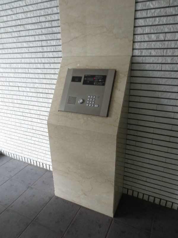 レシオ　イシワラ エントランス