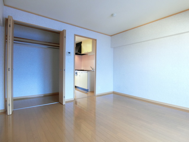 Ｄｅｍｅｕｒｅ　ＭＴＲ0103号室 リビング