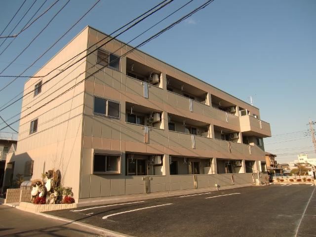 メゾン　ド　ブレホ 外観写真（昼）