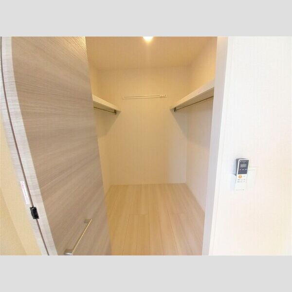 Des Ailes Trois202号室 ウォークインクローゼット