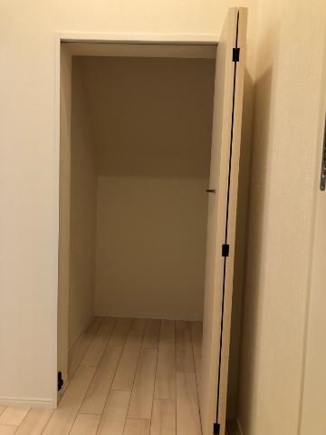 メゾン　ウィステリア102号室 収納