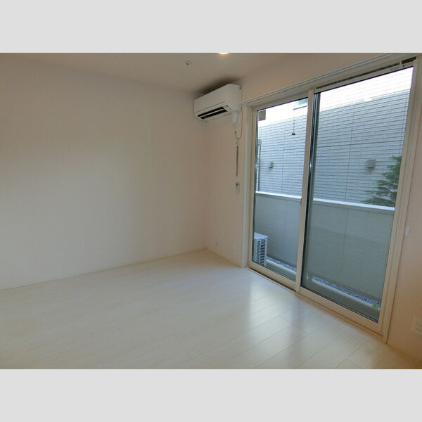 ラ・カーサ 洋室