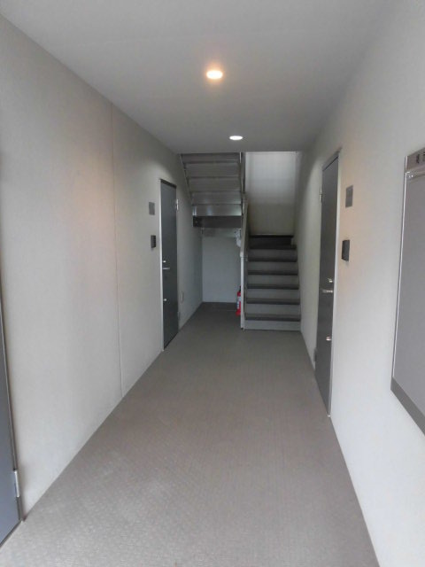 ライフ・ステージ0103号室 内廊下