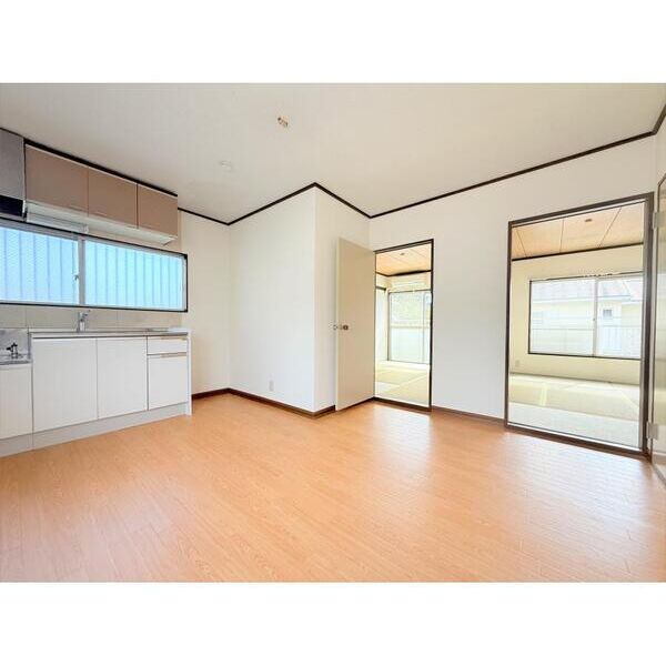 グレープズヒルB201号室 リビング