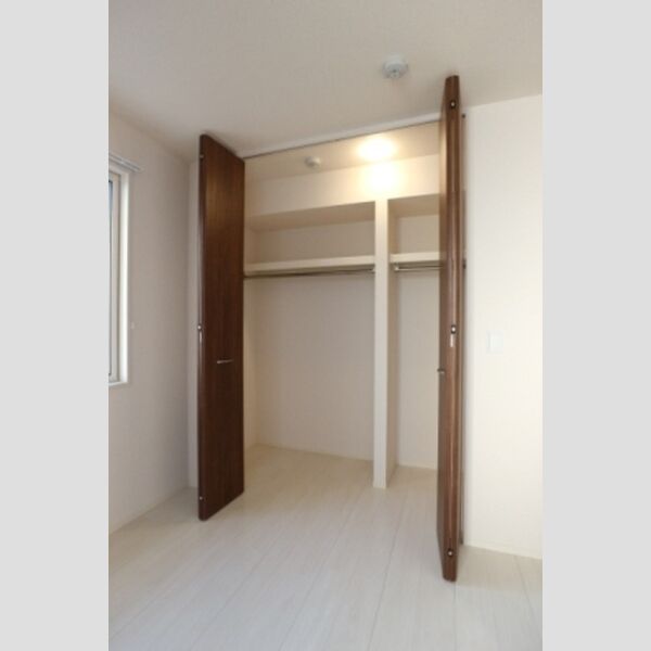 アステールピュールK201号室 クローゼット