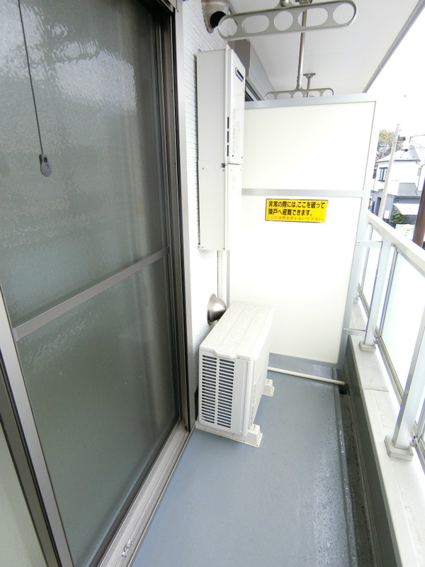 リブリ・東寺尾東台 バルコニー