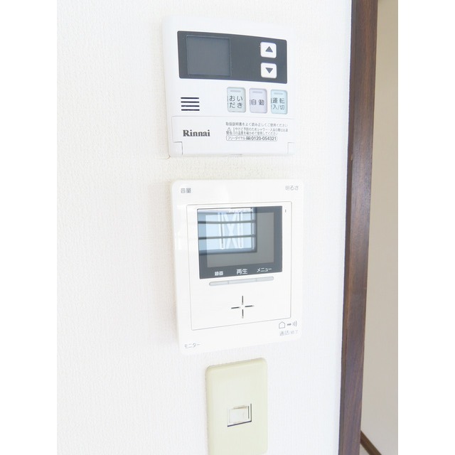 リヴェールシモネＢ101号室 同建物別部屋の参考画像