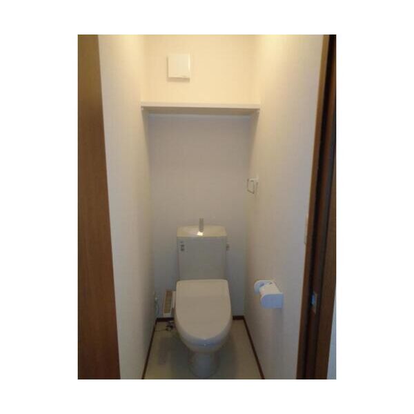 グランデ　マルバローザ　弐番館 トイレ