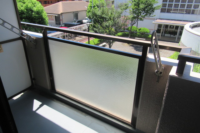 ナイスアーバン横浜鴨居プロムナード バルコニー