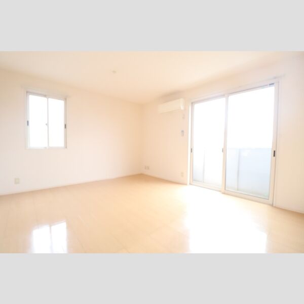 MODAN COURT 和 LDK