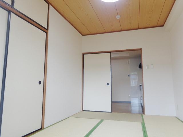 リバーサイドソシア306号室 和室