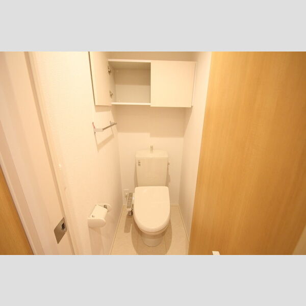 ソレイユ トイレは温水洗浄暖房便座!