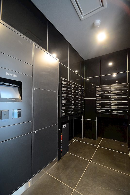 ステージファースト上野松が谷アジールコート 宅配ＢＯＸ