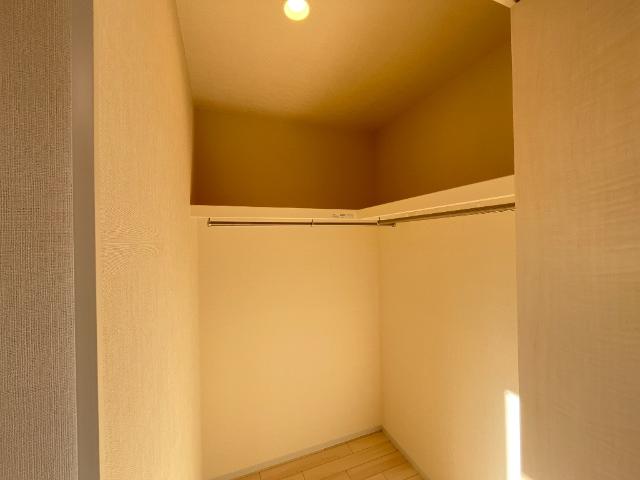 ＫＡＫＩＮＯＫＩ　ＴＥＲＲＡＣＥ105号室 ウォークインクローゼット