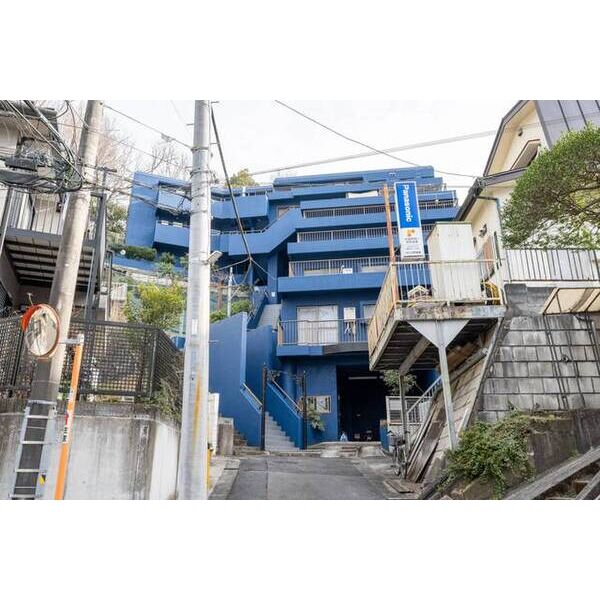 セザール鶴川ガーデンヒルズ 外観