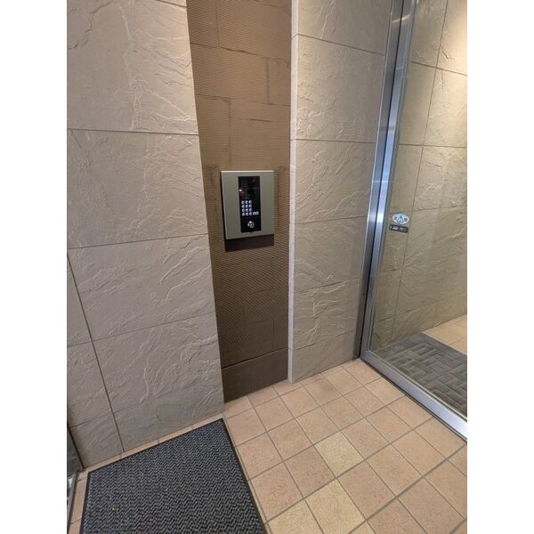 新宿ヤマトビル エントランス