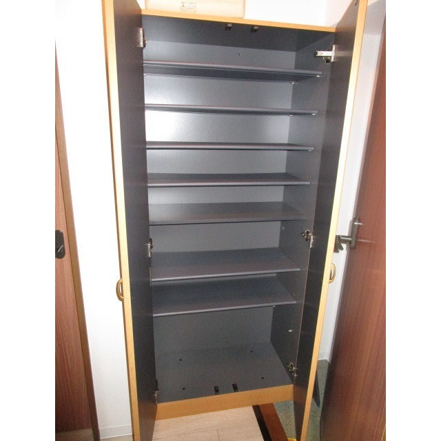 グランドゥール安藤 内観