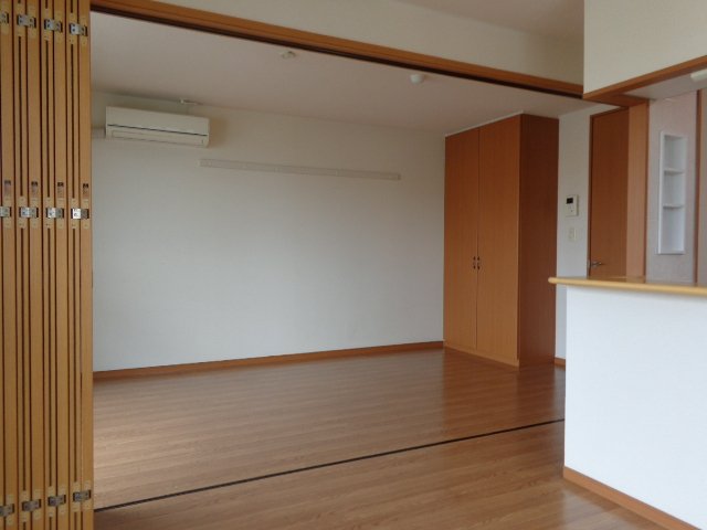 スカイヒルズ リビング