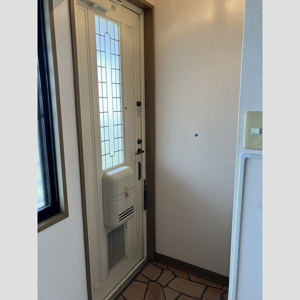 グランシャリオ203号室 玄関