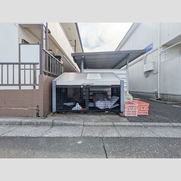 第Ⅱメゾン谷端106号室 ごみストッカー