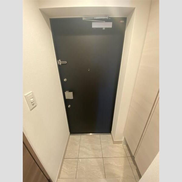 MAXIV東京HN508号室 玄関