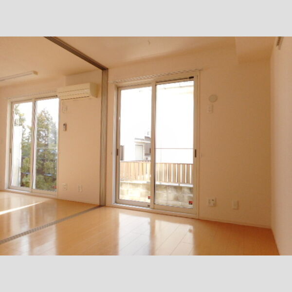 サンフルール101号室 洋室