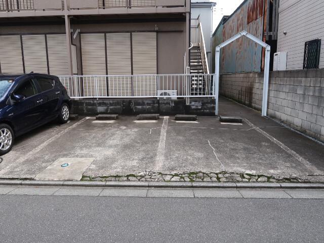 シティハイムレクリオ 駐車場