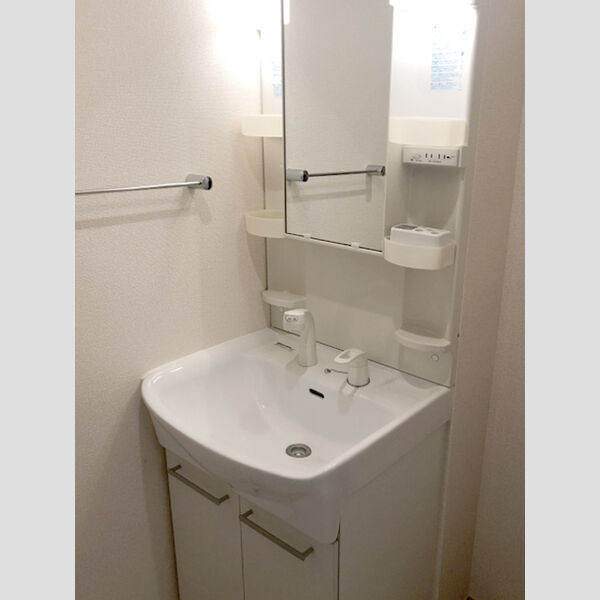 フロース 洗髪洗面化粧台