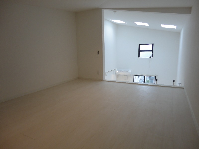 ＫＡＧＵＲＡＺＡＫＡ－ＭＹ ロフトを寝室に使えばリビングでゆったり過ごせます