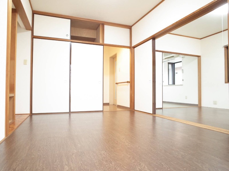 ドゥエル　イースト 寝室