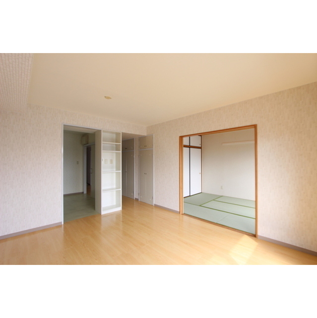 パストラル本厚木 内観