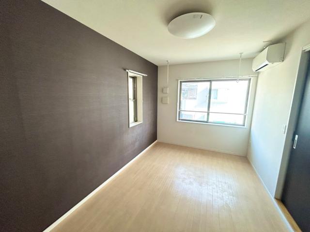 ライズウィング201号室 洋室