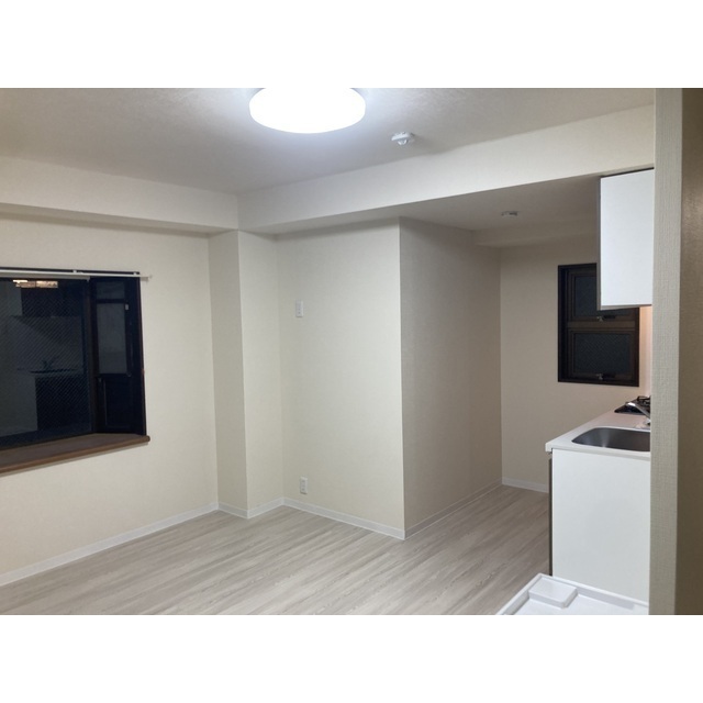 パールメゾンシオノ405号室 同建物別部屋の参考画像