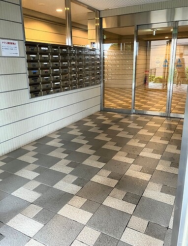 エクステ大倉山Ｂ棟 エントランス