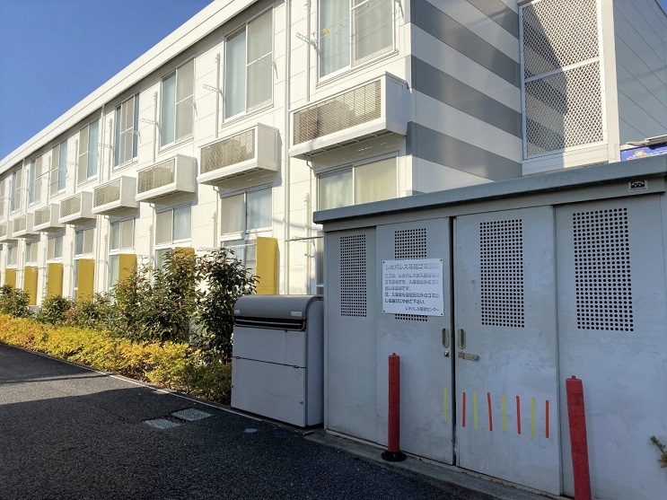 レオパレスＳＥＲＥＮＡⅢ208号室 共有ごみ捨て場