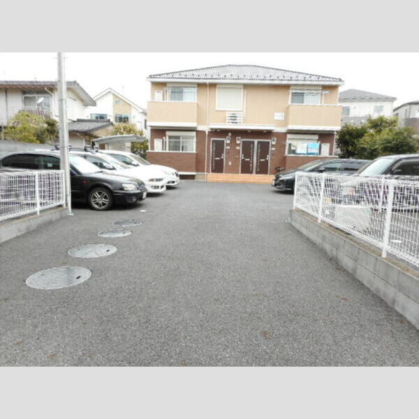 パインⅢ 駐車場(要空き確認)