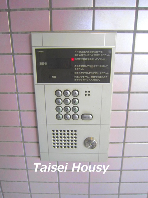 ルミエール湘南0501号室 安心のオートロック