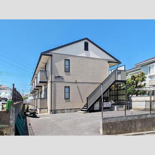 プリシェール桜坂201号室 建物外観