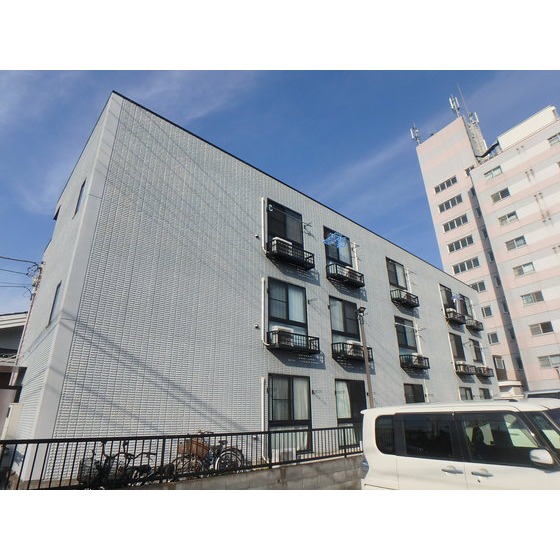 アンプルールフェールアミーⅠの外観画像