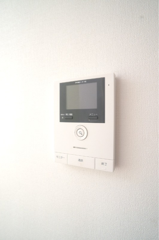 町田リバーサイドハウス4階 TVモニター付きインターホン★