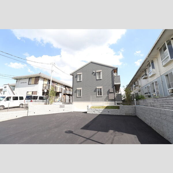 エクセル新治の外観画像