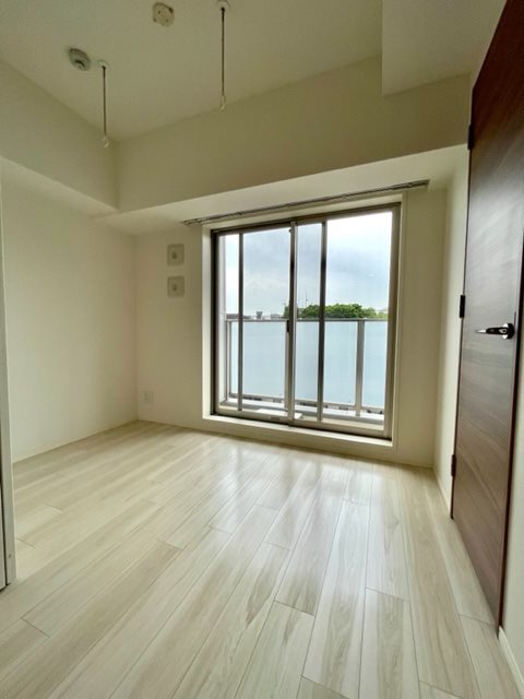 クレヴィアリグゼ世田谷松陰神社前4階 寝室