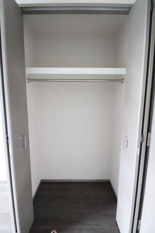 GENOVIA学芸大学0402号室 収納