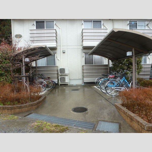 フェールクク 駐輪場