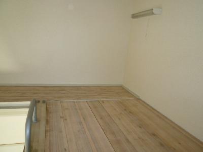 レオパレス東大宮第１２ ウエルシア東大宮4丁目店　徒歩6分