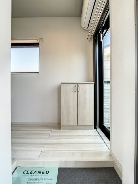 ＭＥＬＤＩＡ松島四丁目 玄関