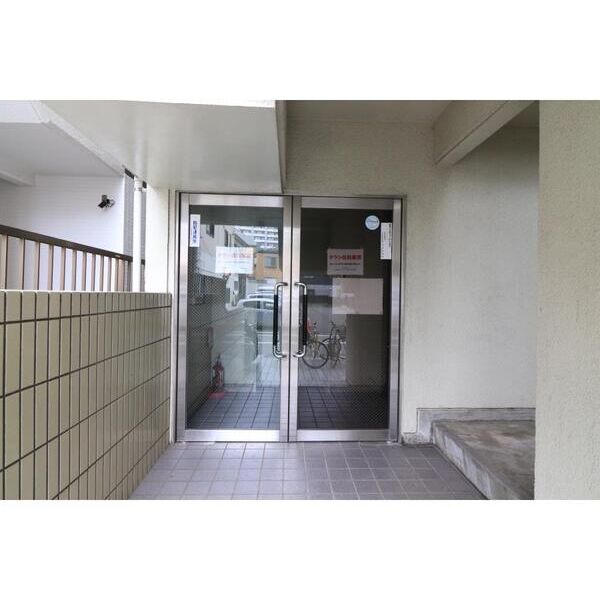 日野屋第一ビル401号室 エントランス