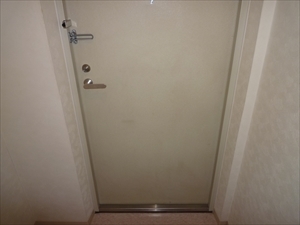 ホワイトヘイヴン0202号室 玄関