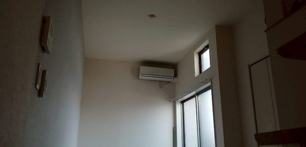 マザーユニックス 内観