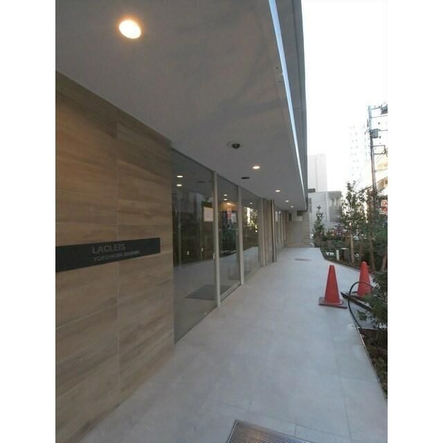 ラクレイス横濱関内804号室 エントランス